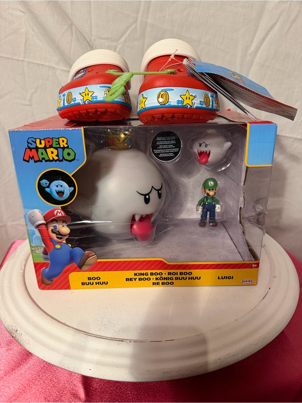 New Crocs Mario Light Up 12c and Nintendo King Boo and Luigi Toy Set